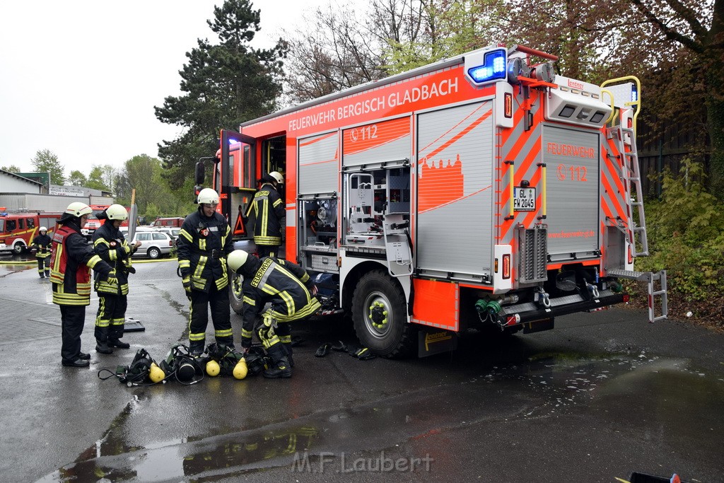 Feuer 4 Bergisch Gladbach Gronau Am Kuhlerbusch P384.JPG - Miklos Laubert